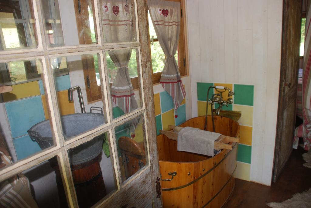 Maison D'Hotes Ainsi Soie T-Il Combovin Номер фото